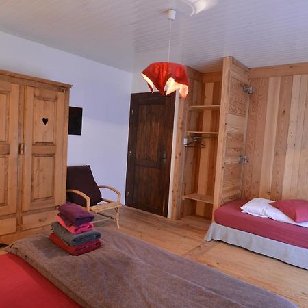 Le Chalet De Valentine Bed & Breakfast Ventron Bagian luar foto